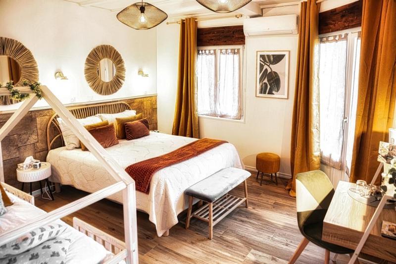 Hotel Des Dauphins Bourgoin-Jallieu Екстер'єр фото